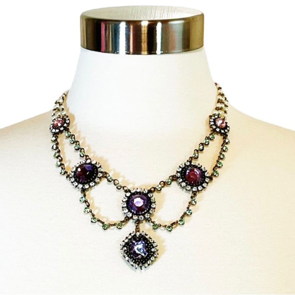 Antique Gold Tone Faux Gem Necklace with Faux Pearls